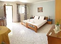 Epi Lourdata (Kefalonia)